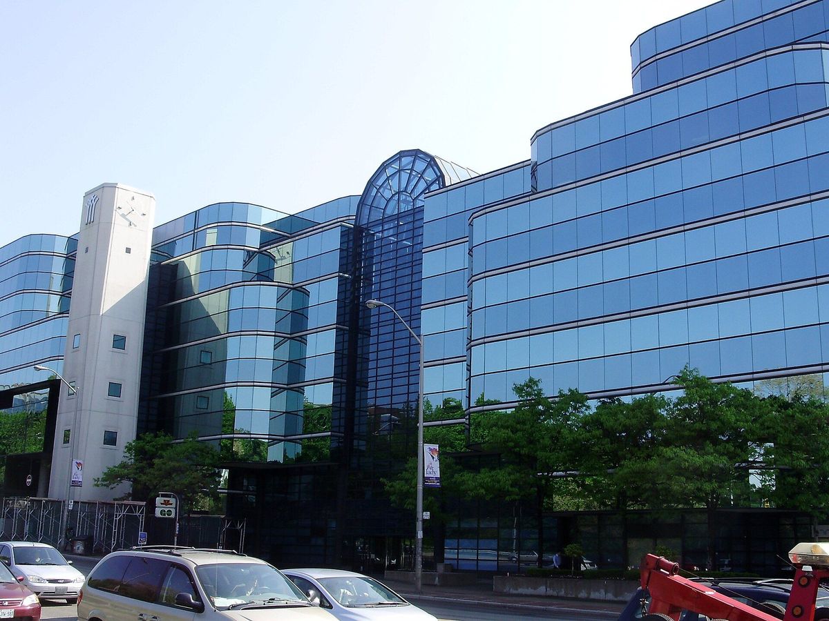 The glass-fronted York Mills Centre seen from the east side of Yonge Street.